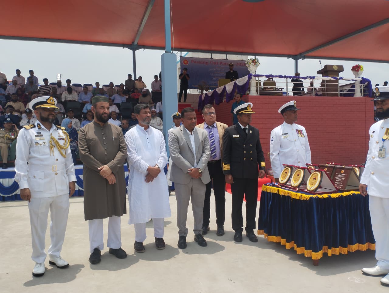 মাদারীপুরে ন্যাশনাল মেরিটাইম ইনস্টিটিউটের পাসিং আউট: সমুদ্রযাত্রায় প্রস্তুত ৯৫ নাবিক